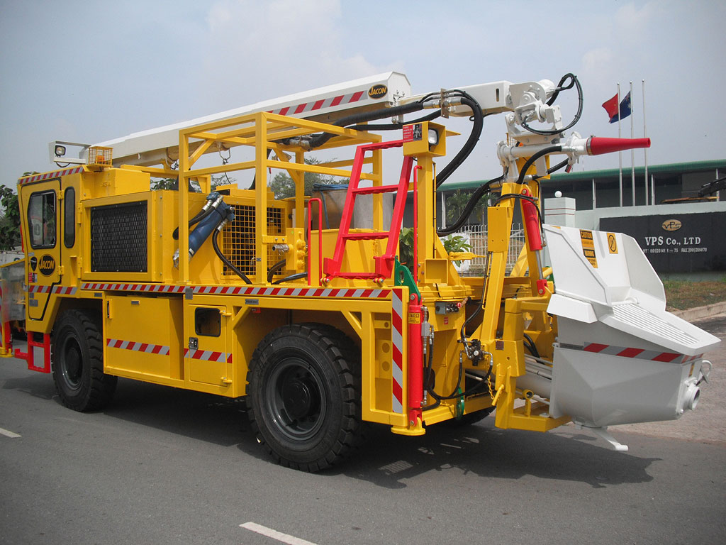 Shotcrete Sprayer Jacon MaxiJet, built Tough for underground.