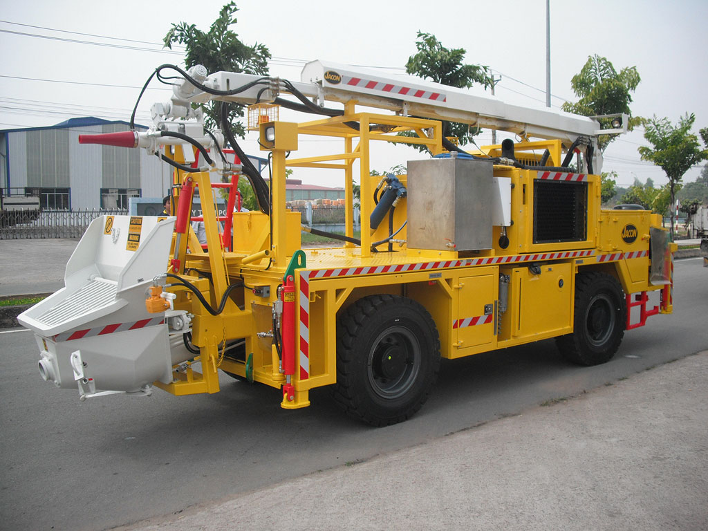 Shotcrete Sprayer Jacon MaxiJet, built Tough for underground.